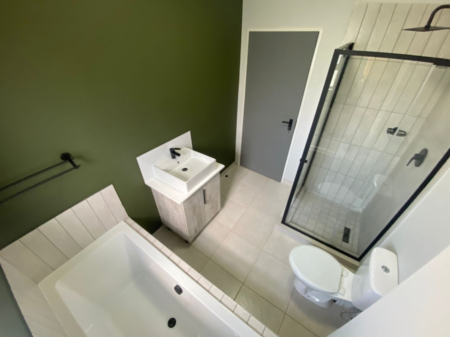 3 Bedroom Property for Sale in Waterval East North West